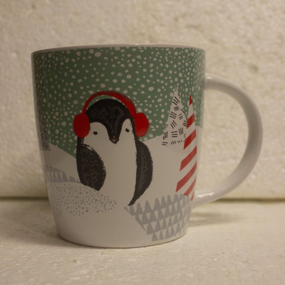 Starbucks Holiday Theme Penguin Coffee 12 Ounce Coffee Hot Chocolate Mug